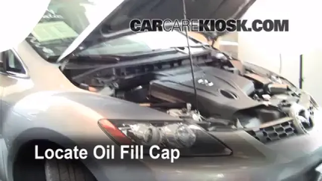 2008 Mazda CX-7 Sport 2.3L 4 Cyl. Turbo Huile Ajouter de l'huile